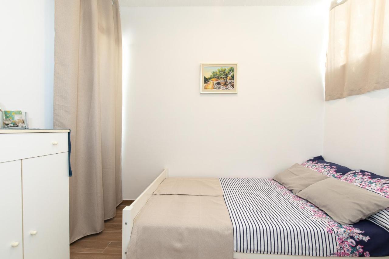 Apartment Bozena Krk Krk Town Eksteriør bilde